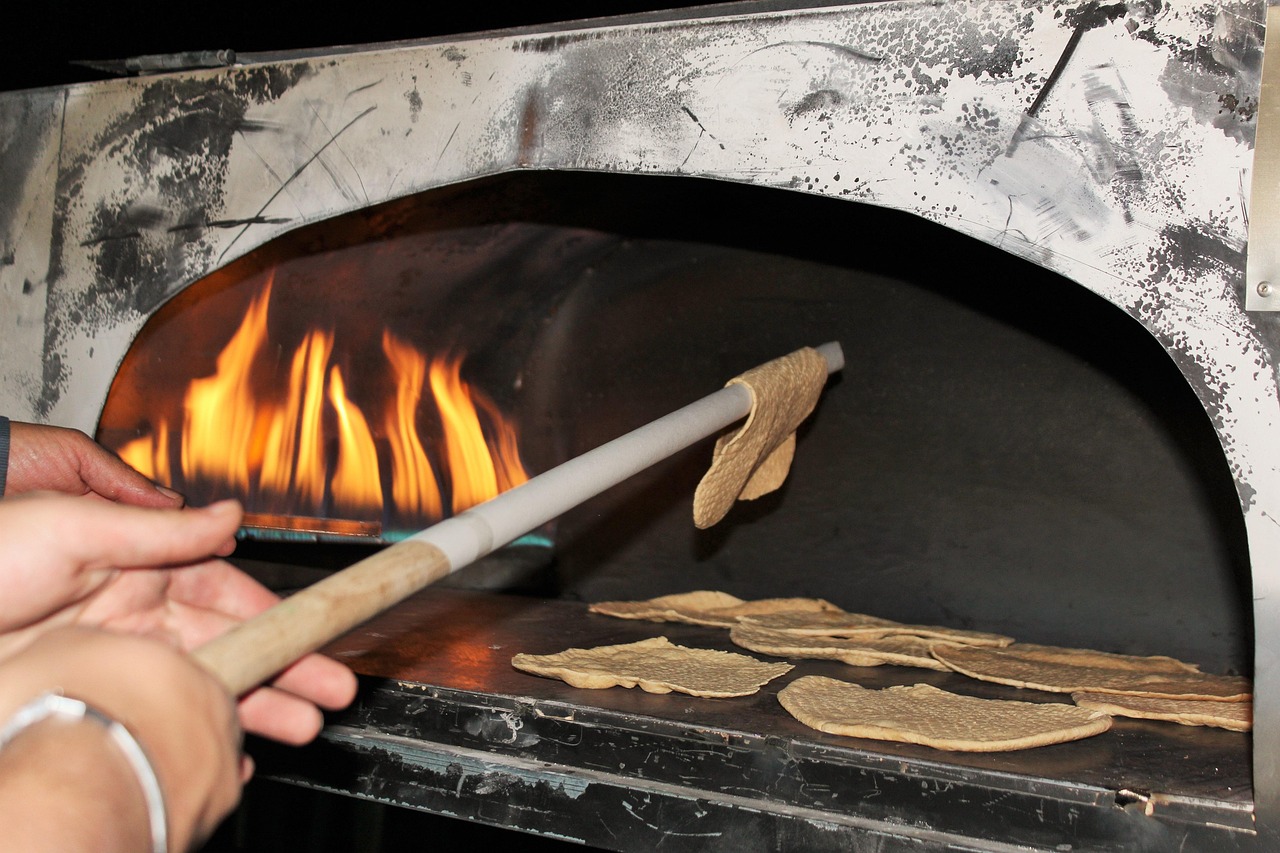 Matzah: Bread of Slavery or Liberty?